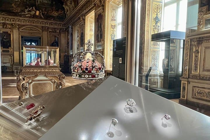 Privater Familien-Louvre-Rundgang für Kinder — Foto 4