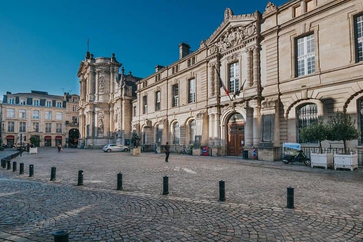 Visite à pied des figures célèbres de Bordeaux de 2h — photo 4
