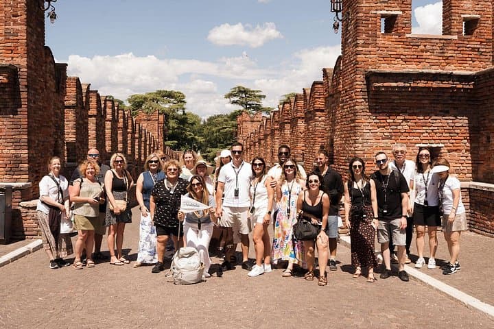 Tour di un giorno intero a Verona, Sirmione e Lago di Garda da Milano — foto 3