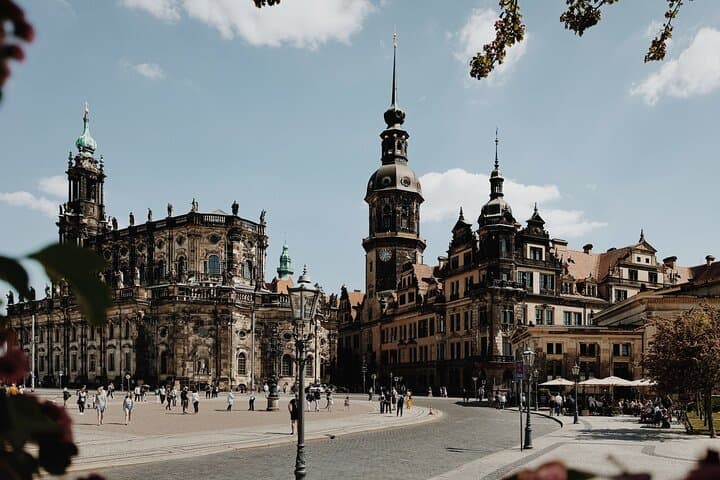 Dresden Geschichte &amp; Geschichten Stadtführung mit Dr. Fraser Macdonald PhD — Foto 5
