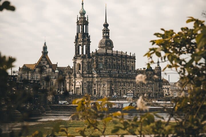 Dresden Geschichte &amp; Geschichten Stadtführung mit Dr. Fraser Macdonald PhD — Foto 1