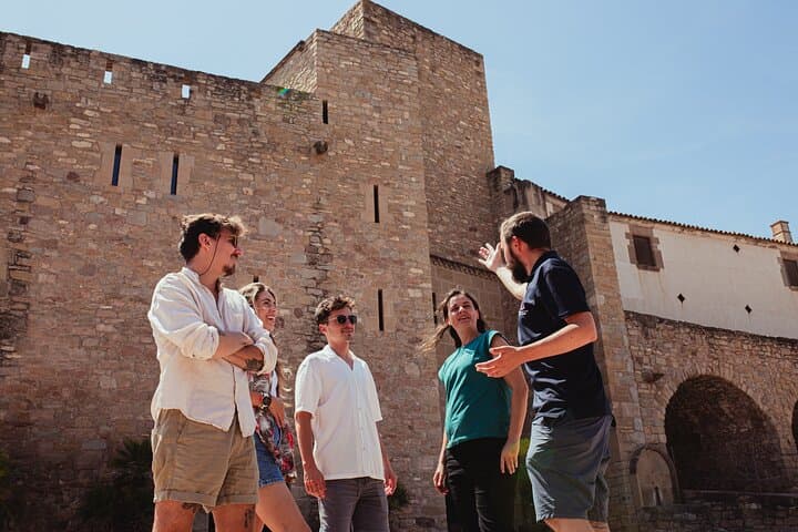 Montserrat-Tour mit Weingut-Mittagessen und exklusiver Kellererfahrung — Foto 5