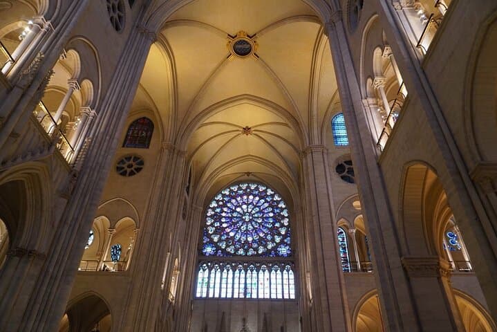 Tour por el interior de Notre-Dame con un guía autorizado — foto 4