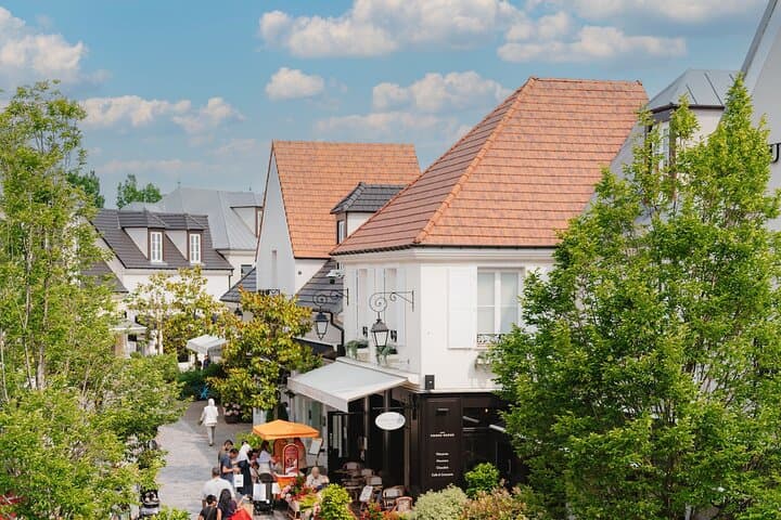 La Vallee Village Shopping Outlet da Parigi — foto 3