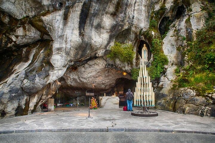 Tagesausflug nach Lourdes von Bordeaux — Foto 2