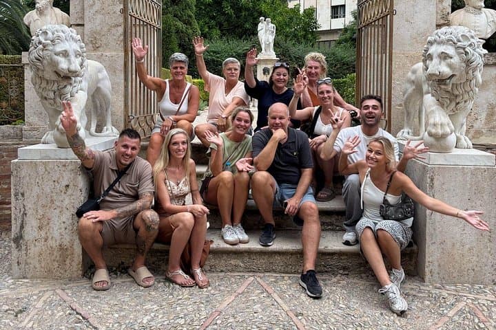 Valencia: Tour in E-Bike dal Centro Storico alla Città delle Arti — foto 4