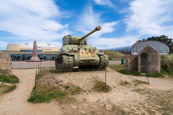 Visite privée des plages et mémoriaux du D-Day en Normandie au départ de Paris — photo 2