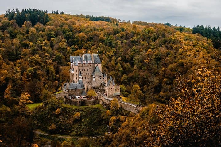 Eltz Castle, Cochem und Moseltal Privatführung ab Frankfurt — Foto 4