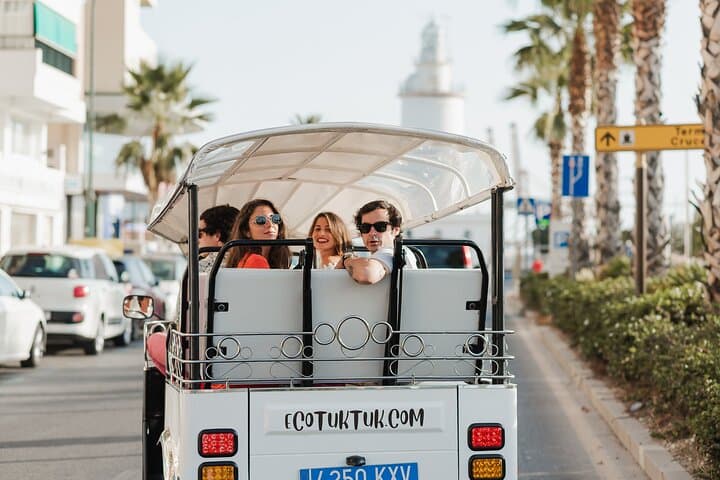 Malaga Private Eco Tuk Tuk Expert Tour — photo 2
