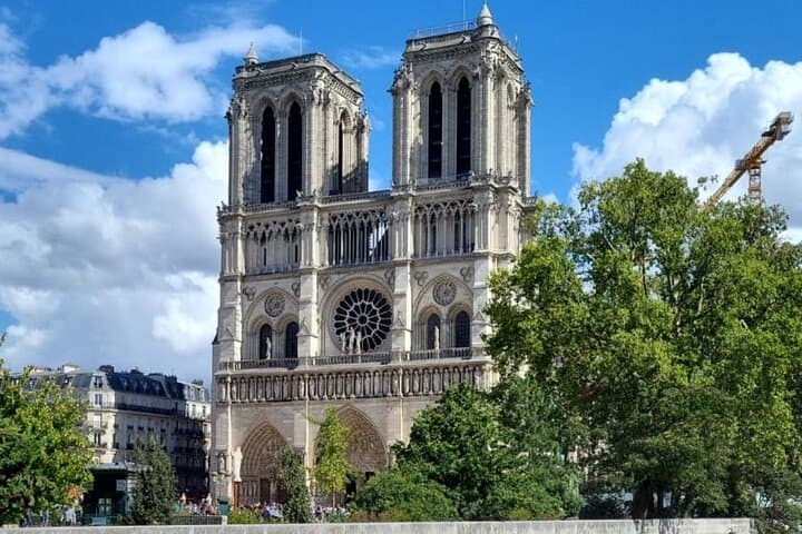 Geführte Tour durch die Kathedrale Notre-Dame mit Eintritt — Foto 3