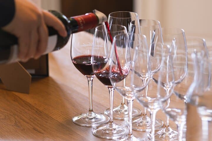 Tour del Vino di Saint-Émilion e Pomerol: Degustazioni, Pranzo e Guida WSET — foto 5