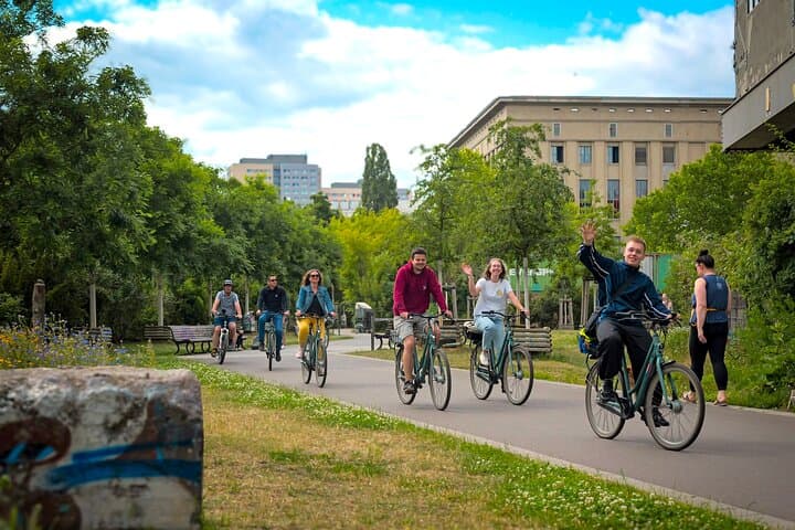 Berlino: Tour in bicicletta alternativo a Kreuzberg — foto 2