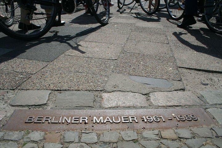 Tour in Bicicletta Privato del Muro di Berlino e del Terzo Reich — foto 4