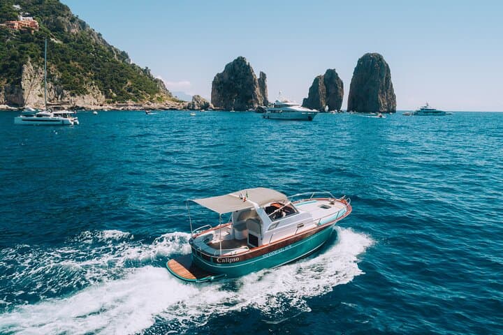 Privater Bootsausflug nach Capri von Sorrento, Positano oder Amalfi — Foto 4