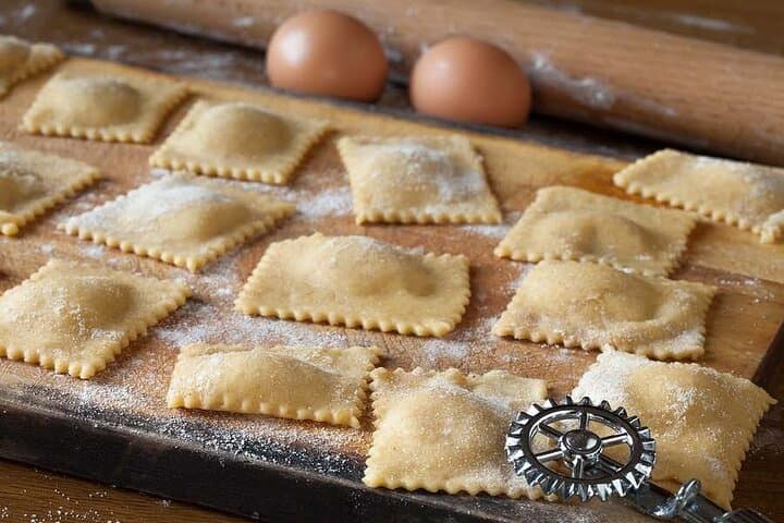 Cours de Cuisine et Dégustation de Vins en Irpinia avec Transfert
