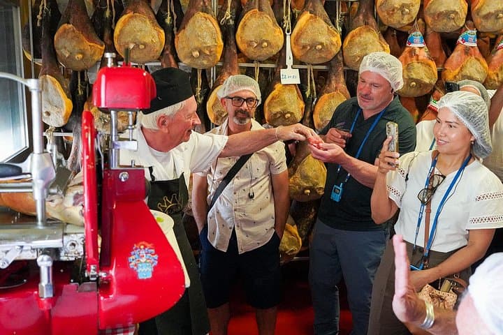 Tour Gastronómico en Parma desde Bolonia en Tren