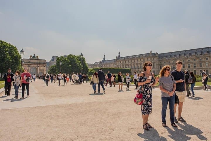 Tour Privato di Parigi: Attrazioni, Quartieri Top e Torre Eiffel — foto 3