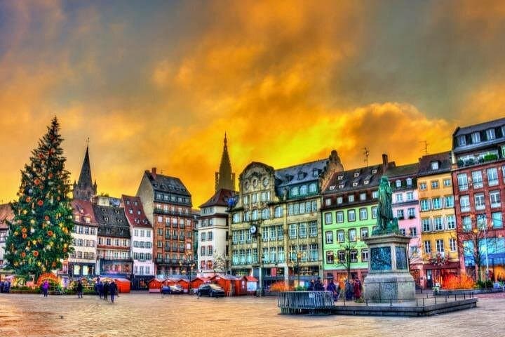 Tour Autoguiado a Pie por los Mercados de Navidad de Estrasburgo
