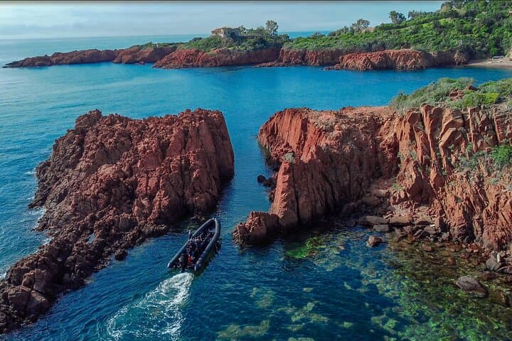 Sea excursion - Estérel Massif by boat — photo 1