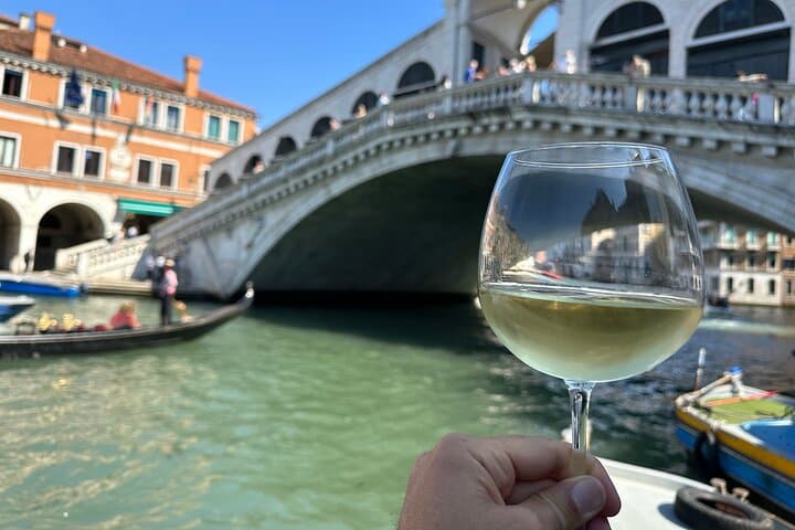Rialto Markt Food Tour: Weinprobe und Sightseeing in Venedig — Foto 4