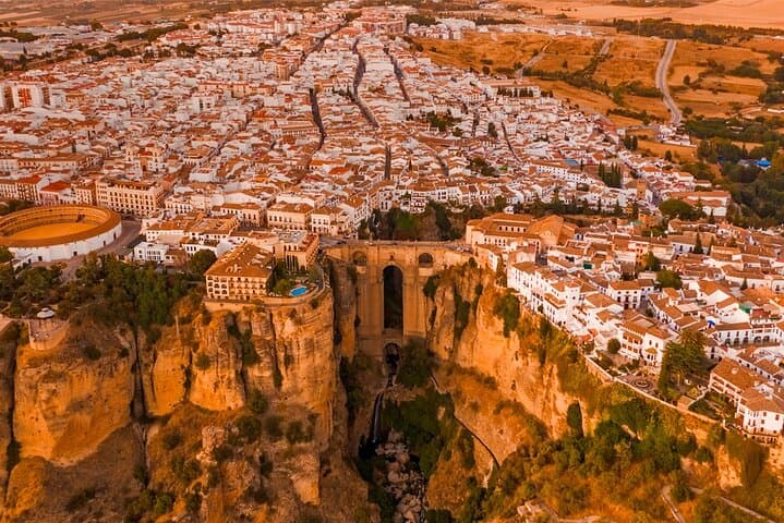 Tagesausflug nach Ronda und Setenil de las Bodegas von Malaga — Foto 2
