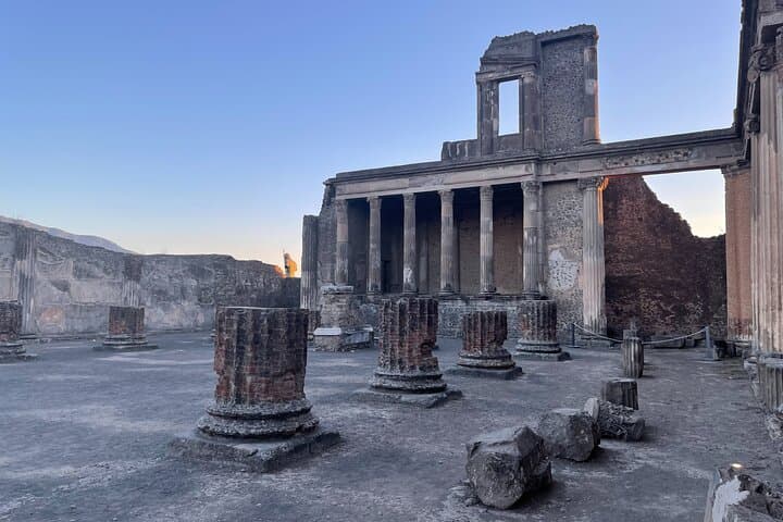 Tour guidato condiviso di Pompei con degustazione di vini da Napoli — foto 5