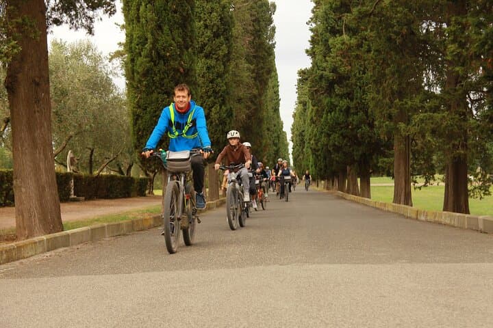 Tour en bicicleta por los Acueductos de la Vía Apia (opción de Catacumbas y Almuerzo) — foto 2