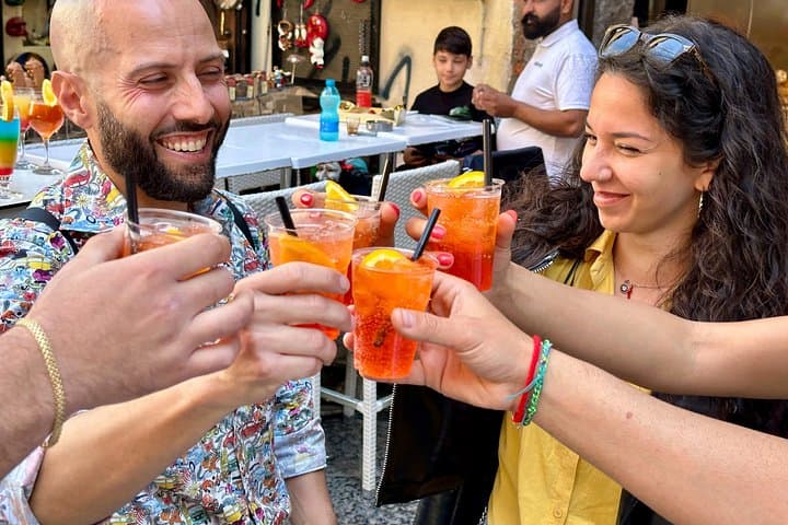 Tour Gastronomico di Napoli con Guida Locale — foto 3