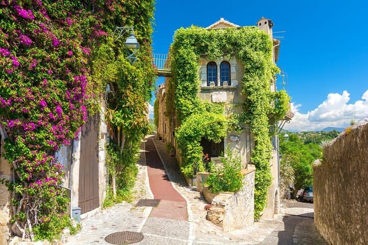 Desde Niza: Tour Privado a Cannes, Antibes y Saint Paul de Vence — foto 1