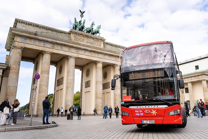 Tour en autobús Hop On Hop Off y entrada al Berlín Dungeon — foto 3
