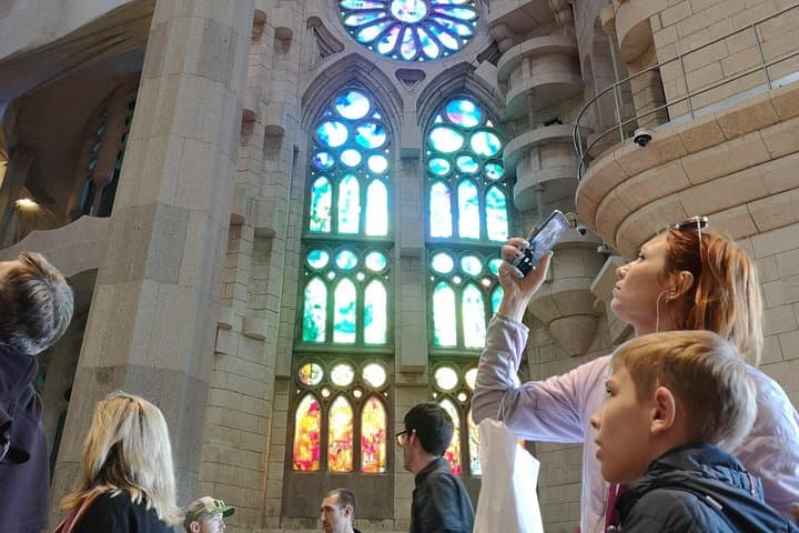Privat- oder Kleingruppentour durch die Sagrada Familia — Foto 2