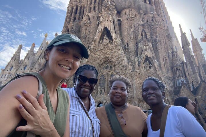 Privat- oder Kleingruppentour durch die Sagrada Familia — Foto 5