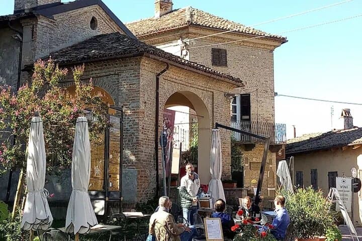 Dégustation de vins avec des collations à Neive, au cœur du Langhe — photo 3