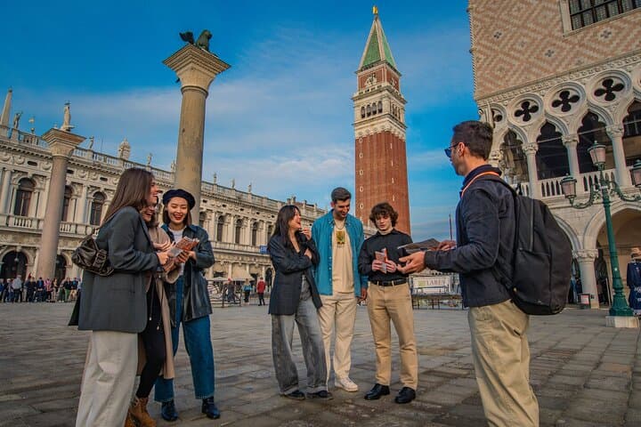 Paseo en góndola por Venecia y tour por el Palacio Ducal — foto 5
