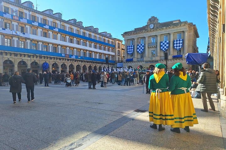San Sebastián Private City Tour & Premium Pintxos Experience — Foto 4