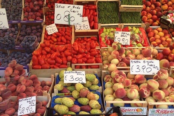 Tour de Punto de Venta de Alimentos y Clase de Cocina Italiana en Milán