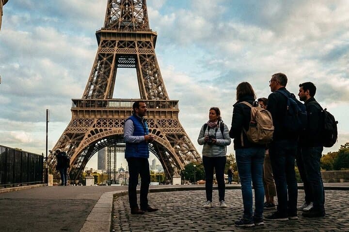 Visite de l'Eiffel Tower avec montée optionnelle au sommet — photo 3