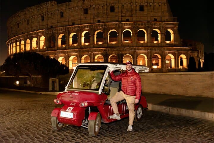 Roma di Notte: Tour in Golf Cart