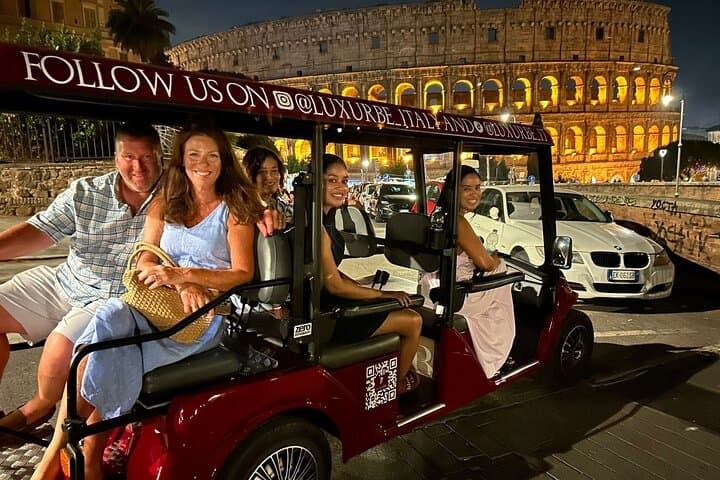 Roma di Notte: Tour in Golf Cart — foto 4