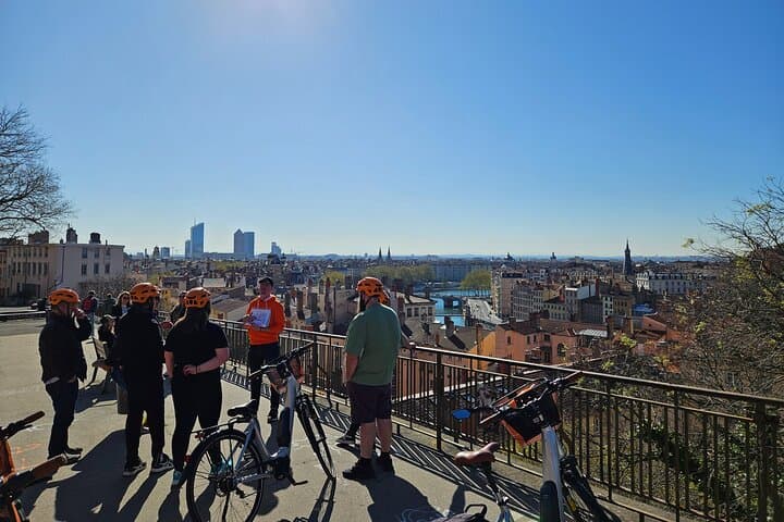 Tour in E-Bike di Lione — foto 2