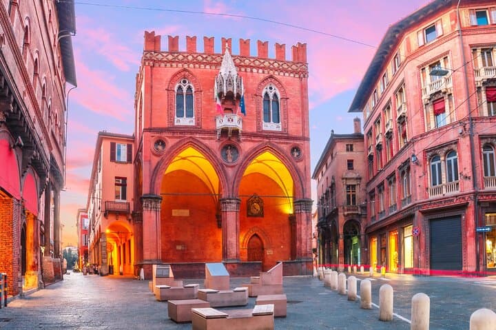 Tour Privado Guiado en Bologna con Móvil — foto 3