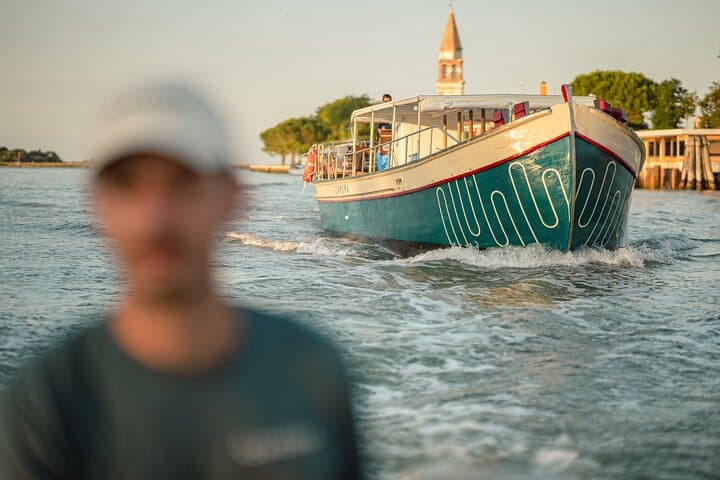 Murano e Burano: Crociera nella Laguna di Venezia su una Barca Tradizionale