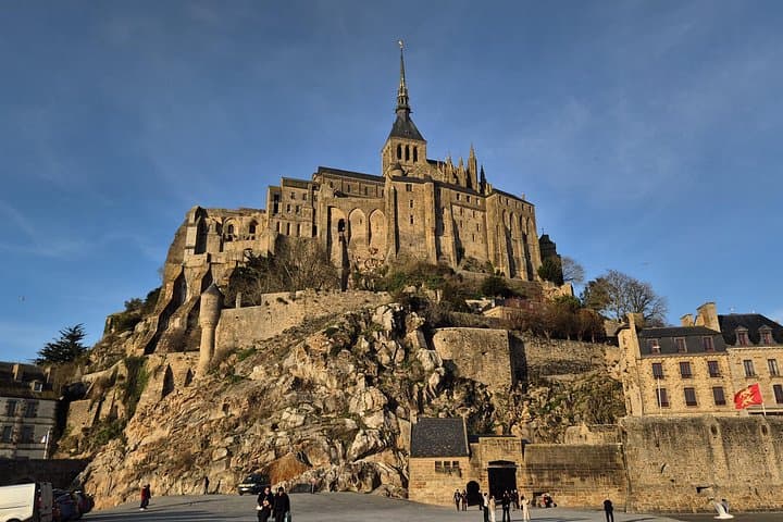 Tour en grupo reducido a Mont Saint-Michel desde París