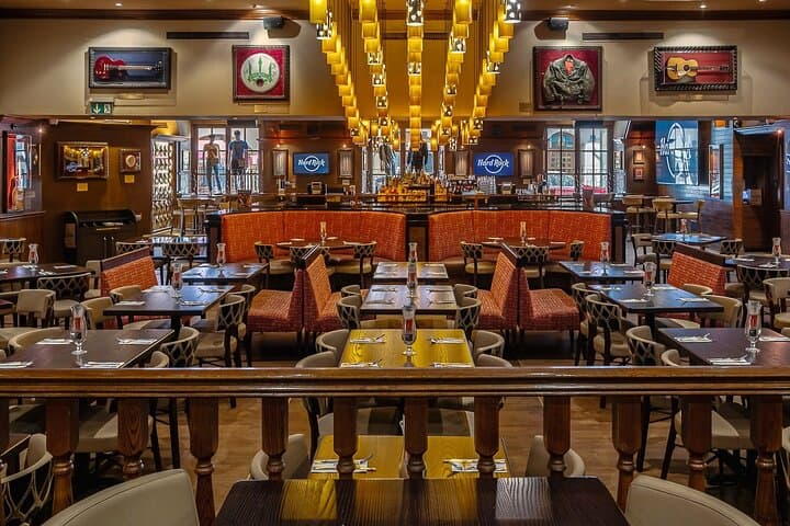 Hard Rock Cafe München mit festem Mittag- oder Abendessen