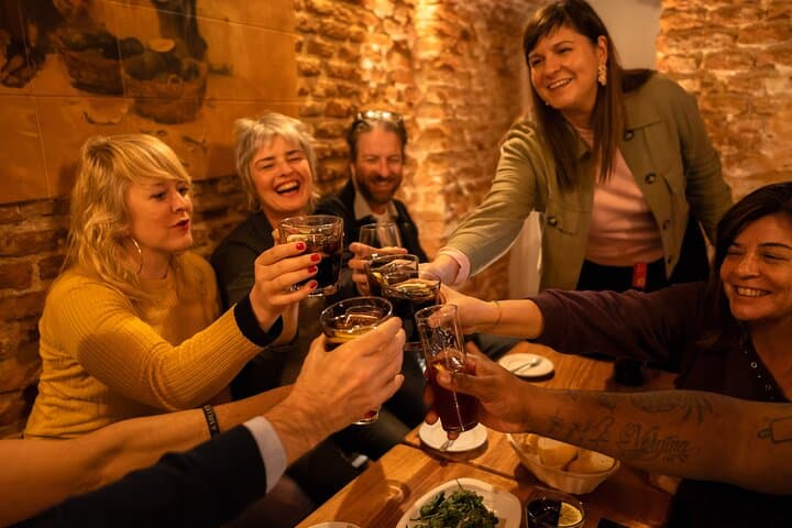Essen in Madrid: Kulinarische Stadtführung, Kleingruppen Tapas & Wein — Foto 3