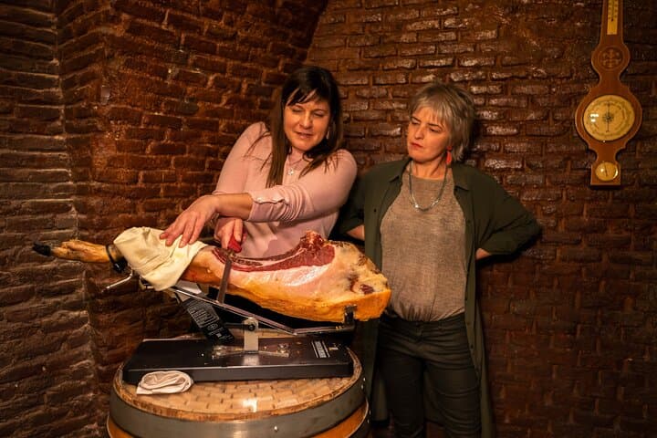 Essen in Madrid: Kulinarische Stadtführung, Kleingruppen Tapas & Wein