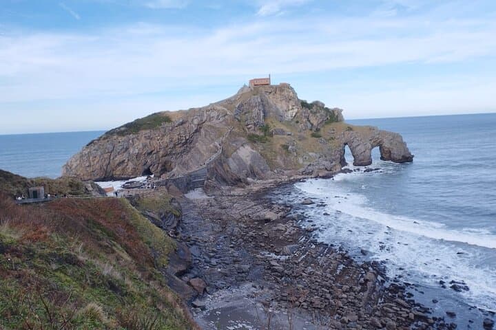 Gaztelugatxe und Basque Tour Mundaka und Gernika von Bilbao — Foto 3