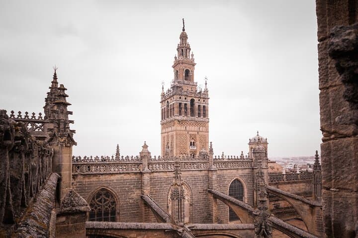 Tour Monumental de Sevilla — foto 3