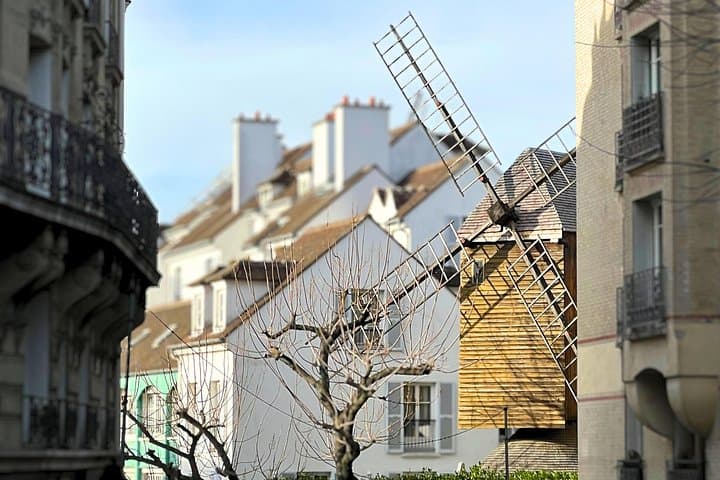 Tour a pie por el Montmartre Negro