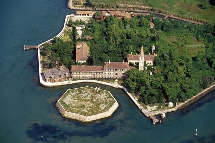 Tour dell'Isola di Poveglia da Venezia (Tour Privato) — foto 2
